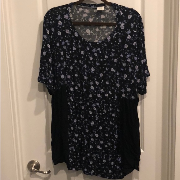 Shot Sleeved Blouse - Picture 1 of 3